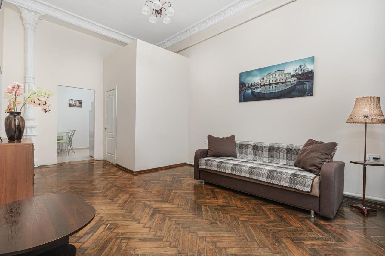 Nice Apartment In The City Center Odessa Luaran gambar