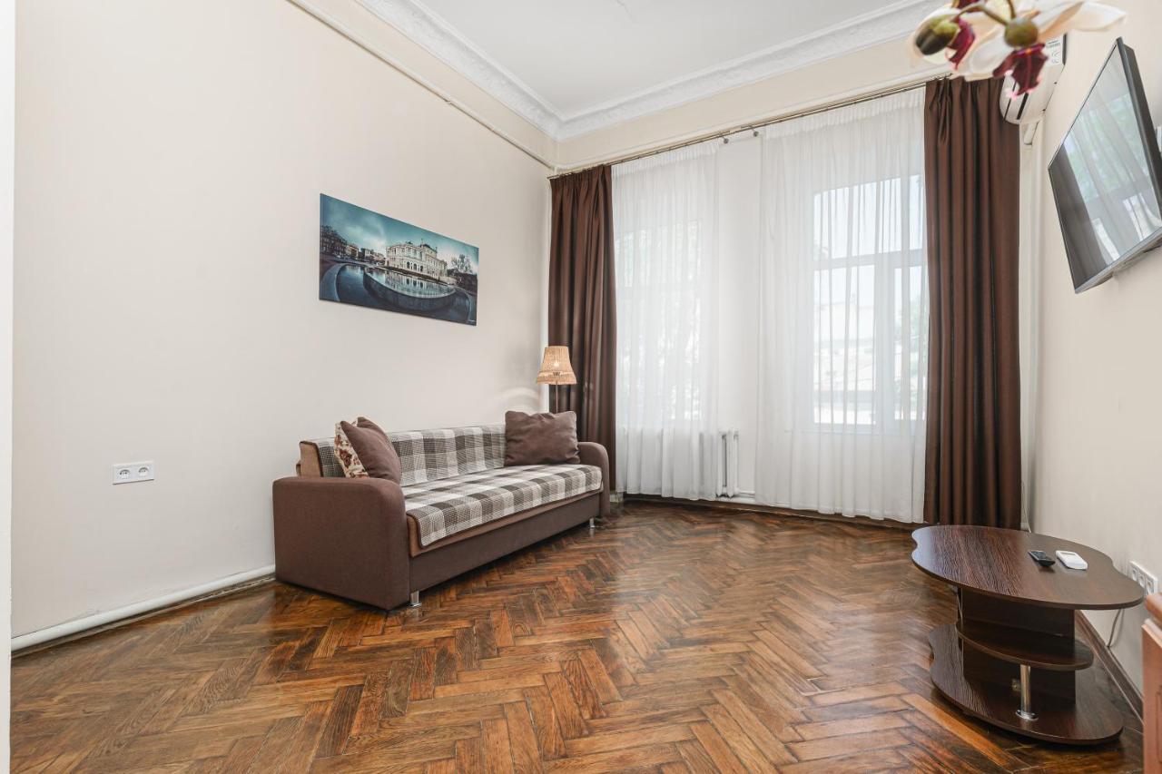 Nice Apartment In The City Center Odessa Luaran gambar